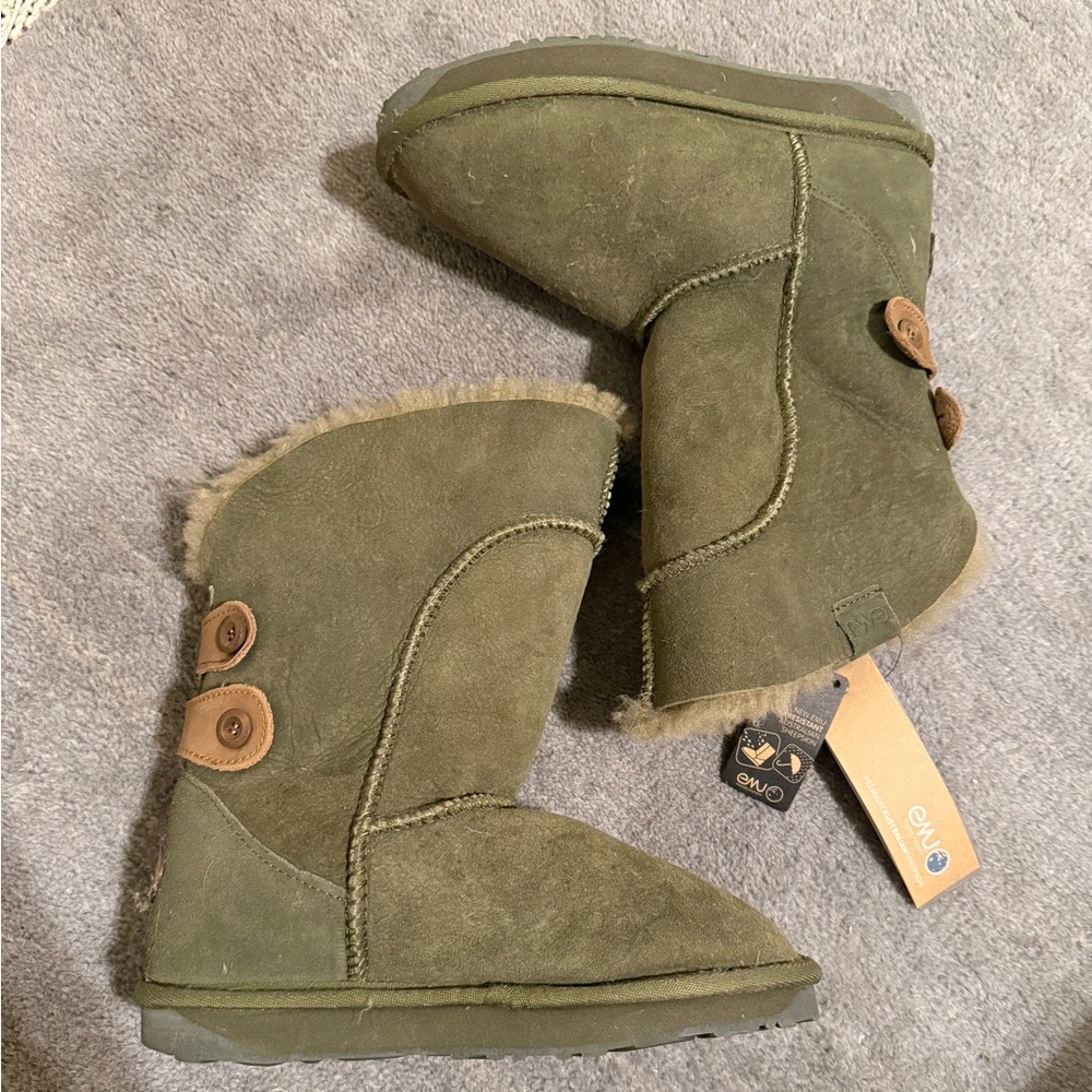 EMU Olive Green Shearling Mid Calf Winter Boots Size 6 New With Tags